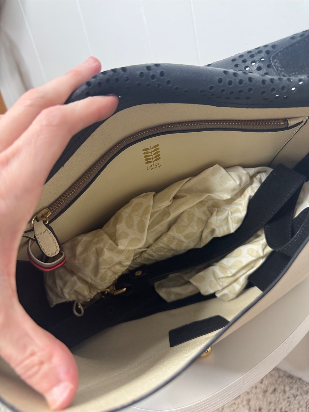Orla kiely satchel bag purse never carried - Picture 7 of 8